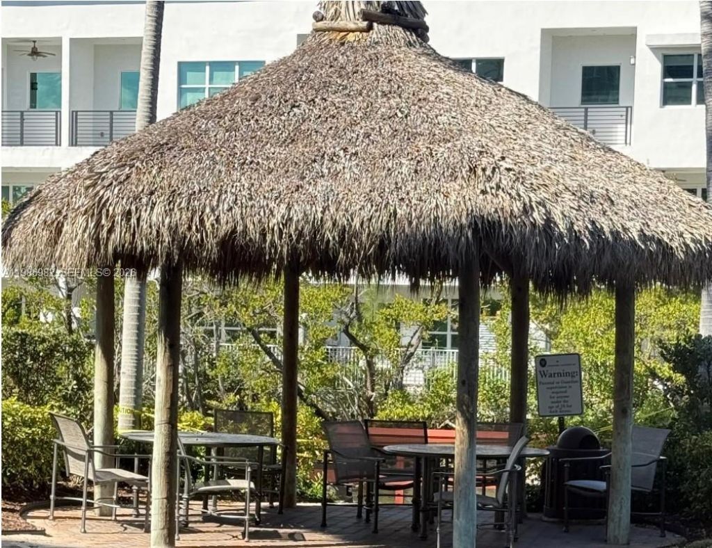 2625 NE 14th Ave, Unit 406, Wilton Manors, FL 33334 Photo