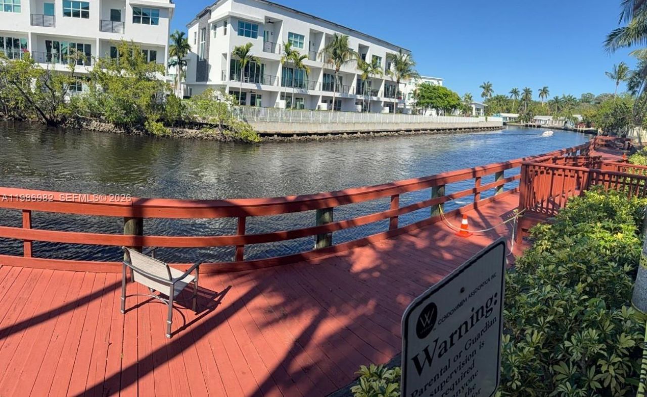 2625 NE 14th Ave, Unit 406, Wilton Manors, FL 33334 Photo