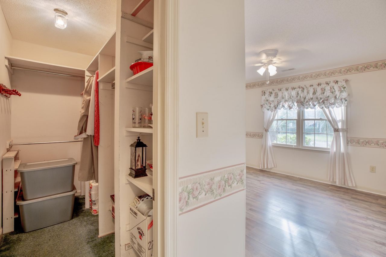 810 Planters Trace Loop Photo 24