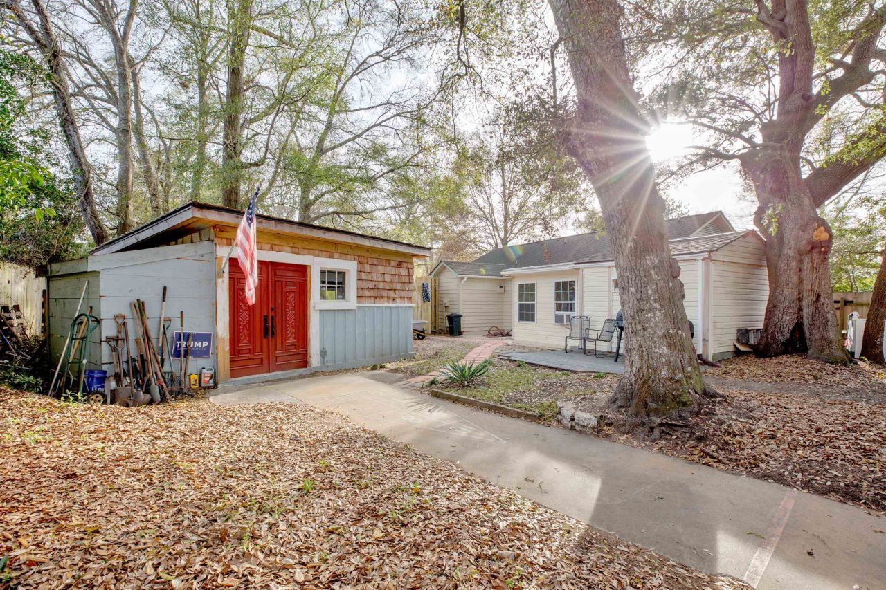 810 Planters Trace Loop Photo 4
