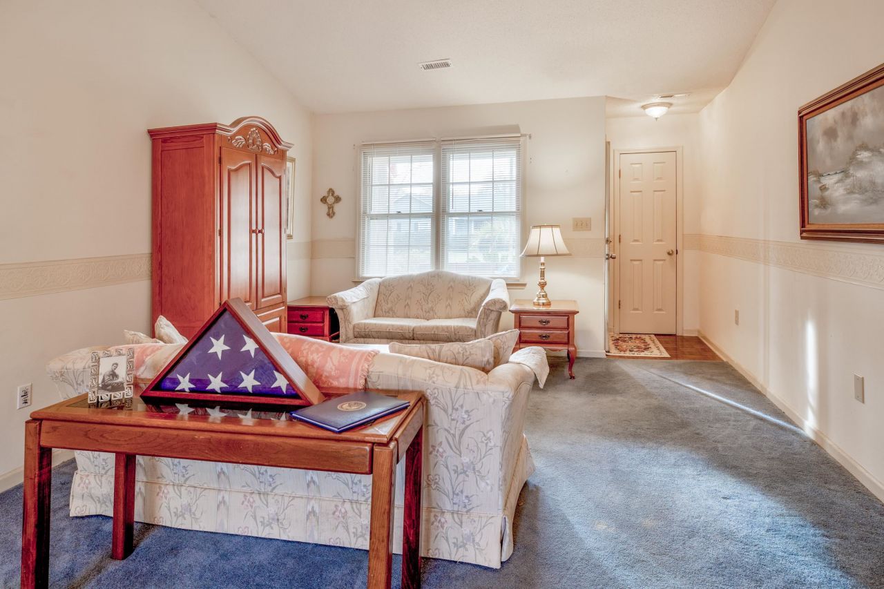 810 Planters Trace Loop Photo 8