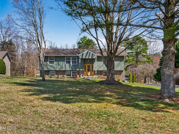 1205 Hoss Rd, Powell, TN 37849