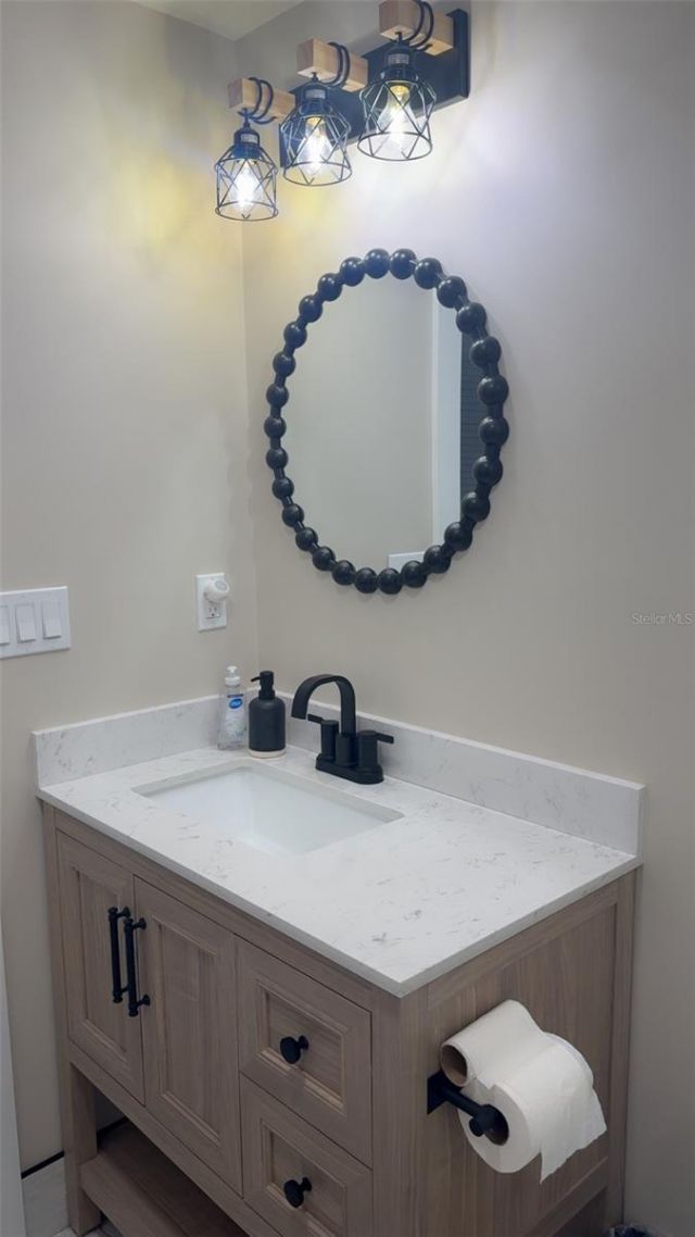 403 63rd Street, Holmes Beach, FL 34217 Photo