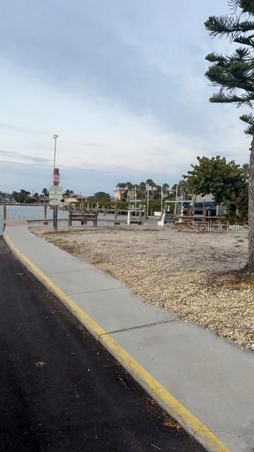 403 63rd Street, Holmes Beach, FL 34217 Photo