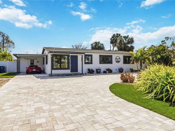 327 39TH AVENUE , ST PETE BEACH, FL 33706