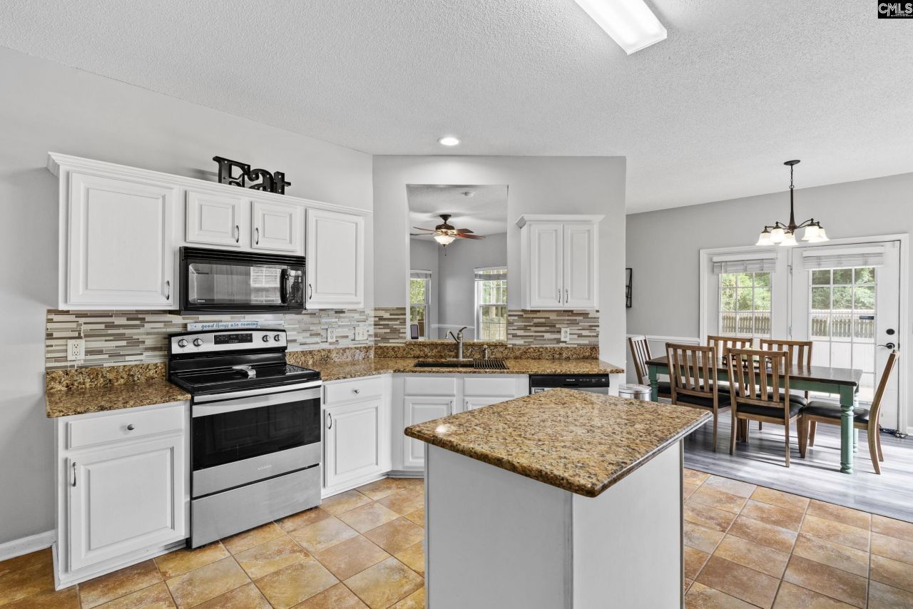 1284 Rockwood Road  Photo 15