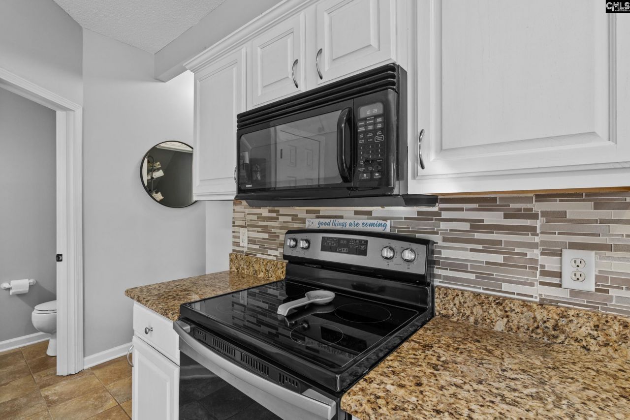 1284 Rockwood Road  Photo 18