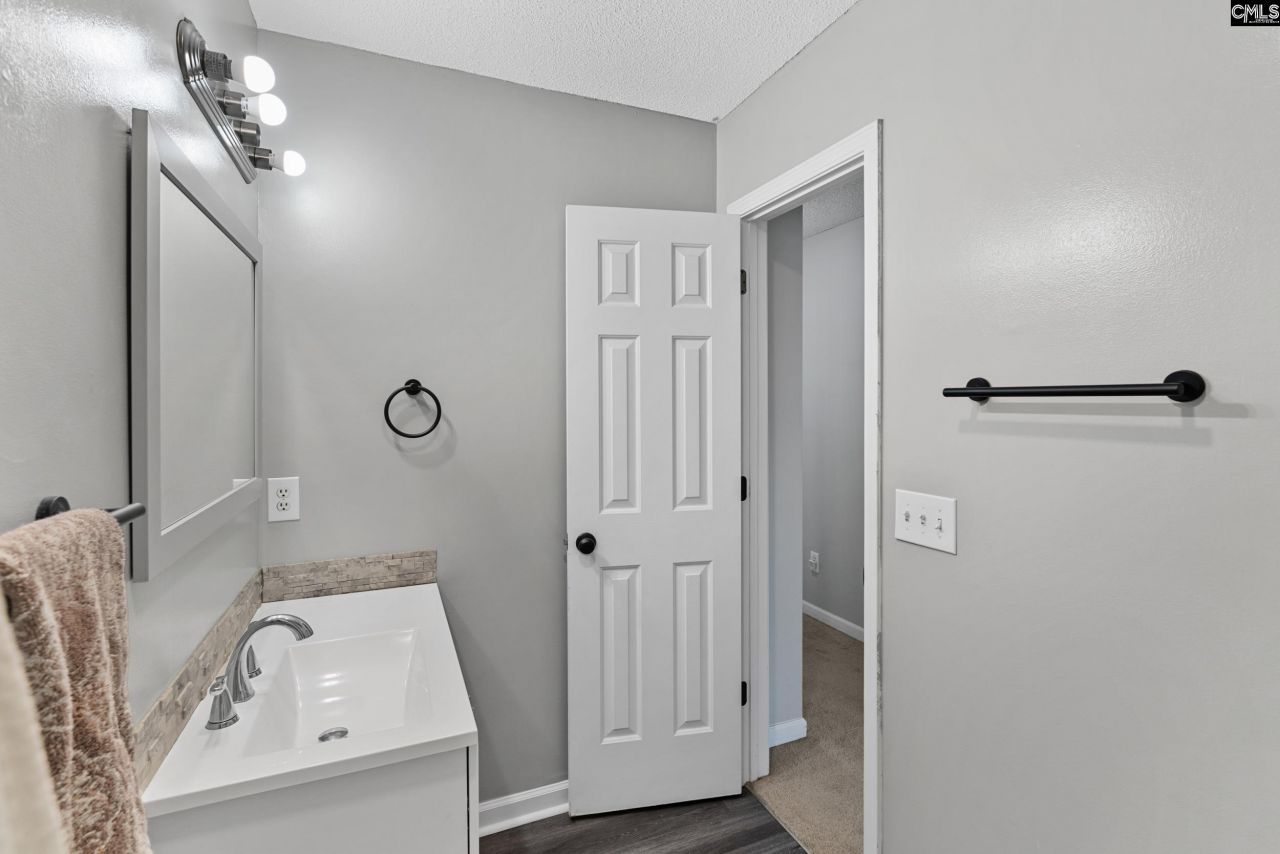 1284 Rockwood Road  Photo 34