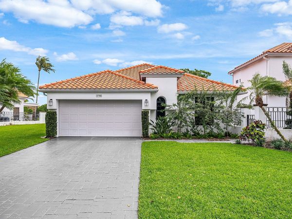 5798 NW 21st Avenue, Boca Raton, FL 33496