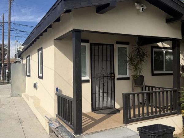 2942 Newton, San Diego, CA 92113