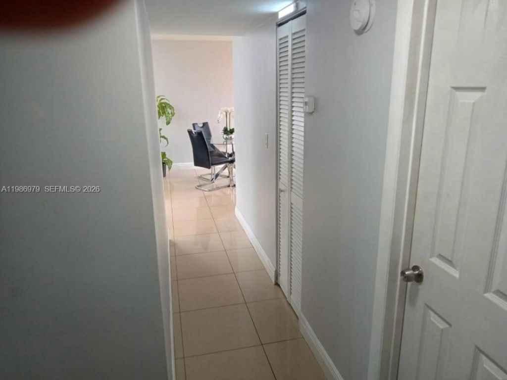 8860 Fontainebleau Blvd , Unit 506, Miami, FL 33172 Photo