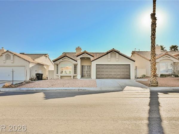 3720 Hedge Grove Drive , North Las Vegas, NV 89032