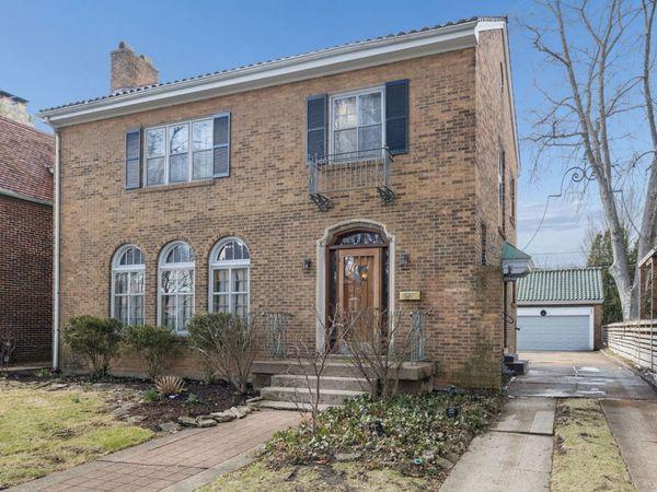 10344 S Leavitt Street, Chicago, IL 60643