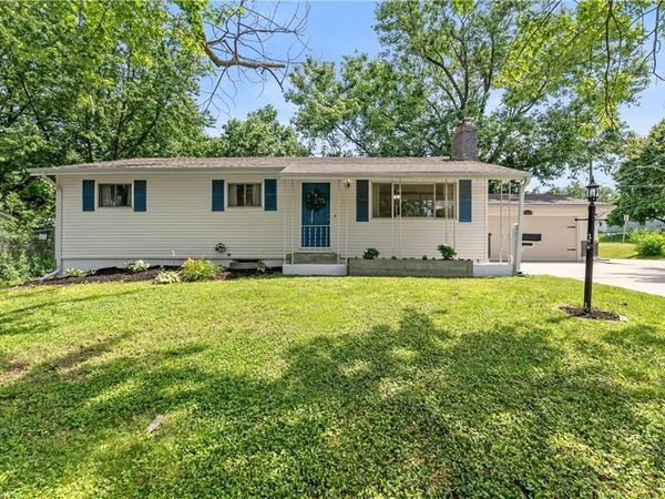 1501 NE 67th Place, Gladstone, MO 64118
