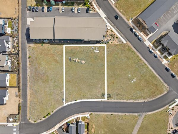 1052 N Jantzen Lane, Unit Lot 7, Sisters, OR 97759