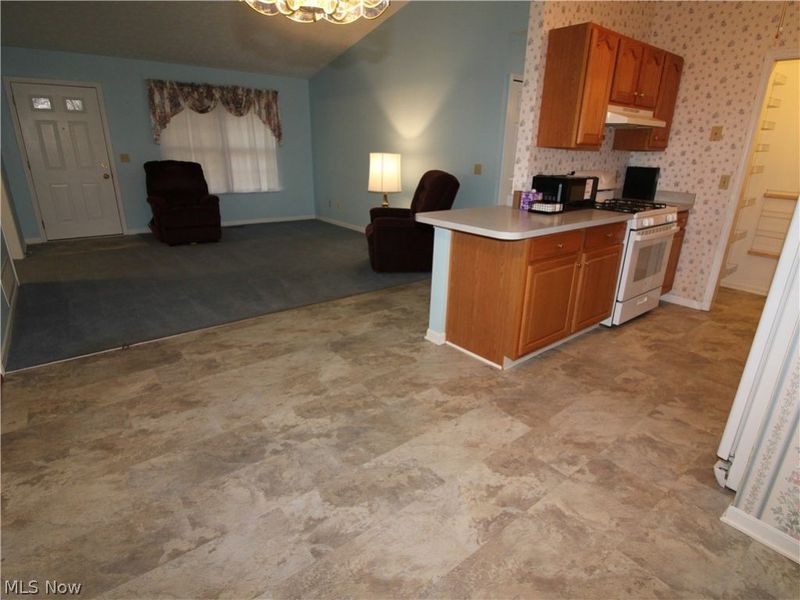 148 Bentley Drive, Elyria, OH 44035 Photo 12