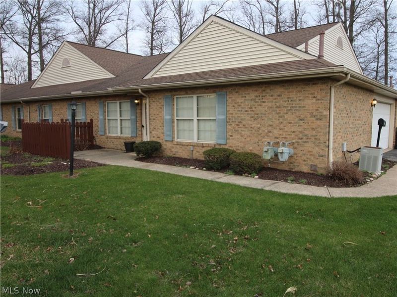 148 Bentley Drive, Elyria, OH 44035 Photo 3