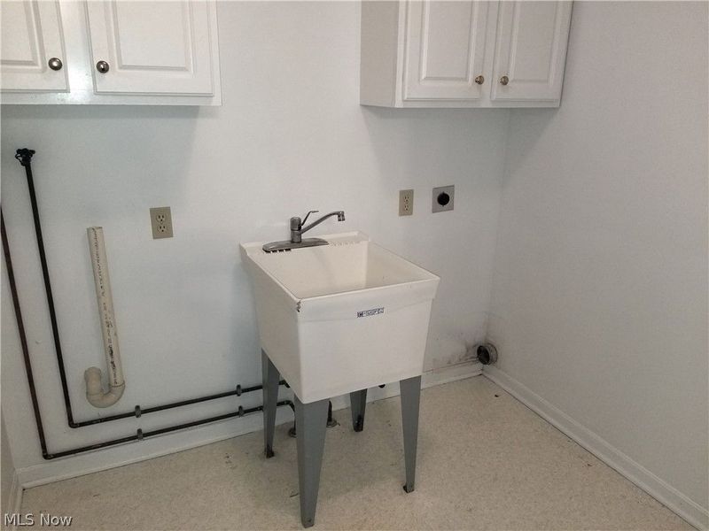 148 Bentley Drive, Elyria, OH 44035 Photo 35