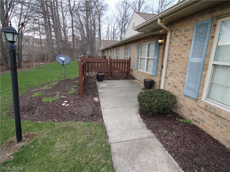 148 Bentley Drive, Elyria, OH 44035 Photo 4