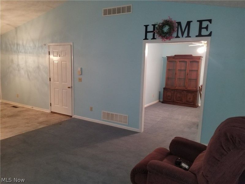 148 Bentley Drive, Elyria, OH 44035 Photo 5