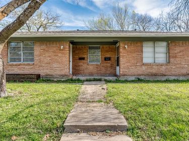 10000 Olmos Drive, Dallas, TX 75218