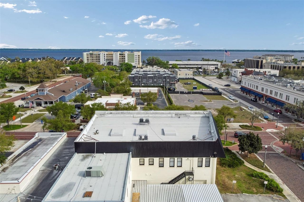 201 W 1st Street, Sanford, FL 32771 Photo