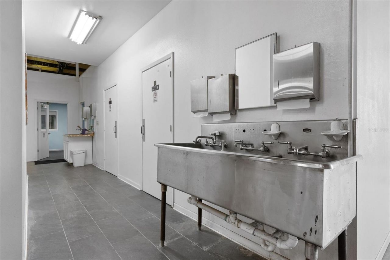 2953 63rd Avenue E, Bradenton, FL 34203 Photo