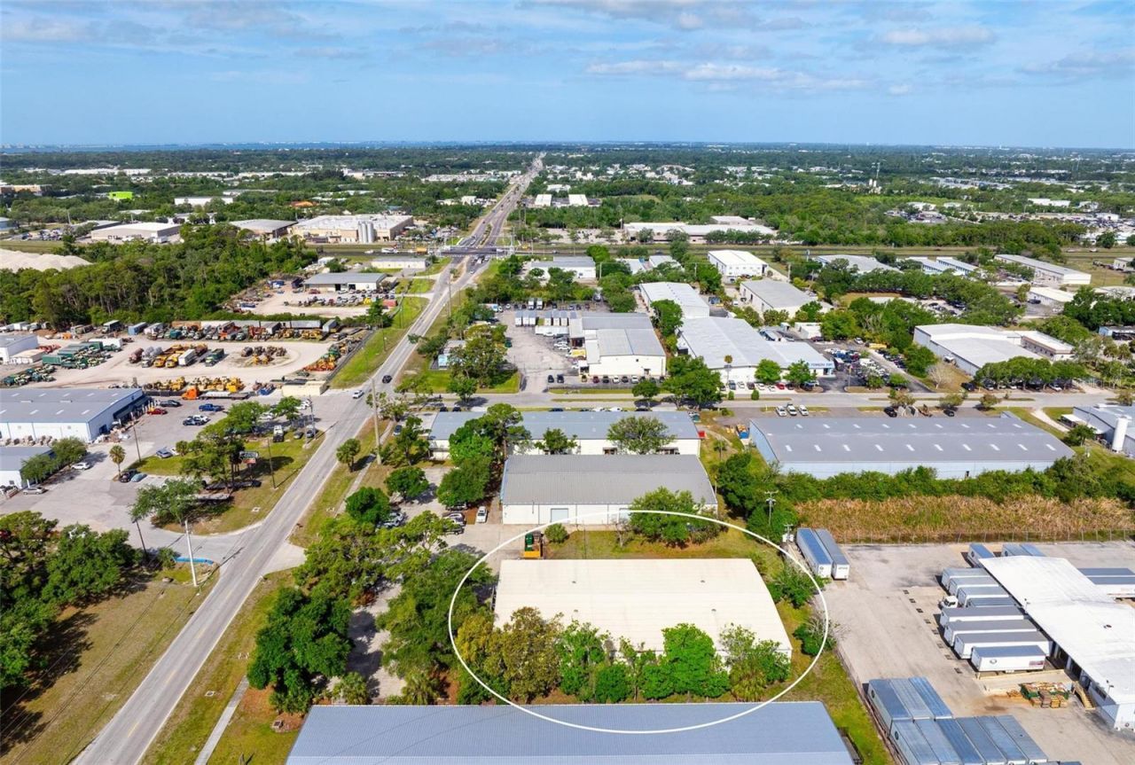 2953 63rd Avenue E, Bradenton, FL 34203 Photo
