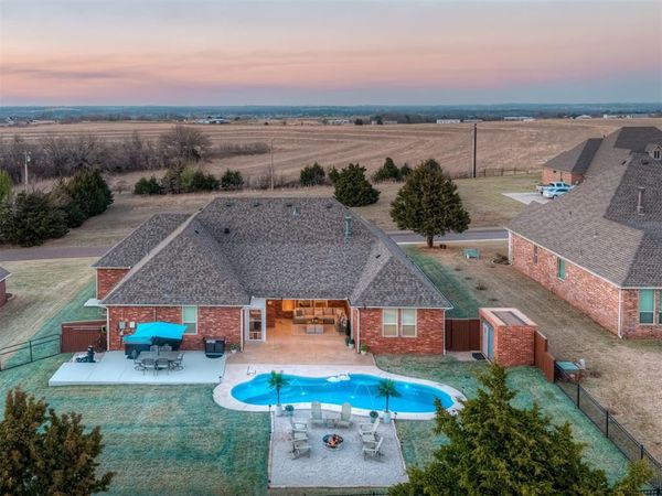 4850 W Canyon Road, Guthrie, OK 73044