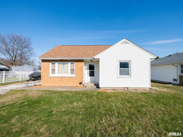128 N LUELLYN Place, Hanna City, IL 61536