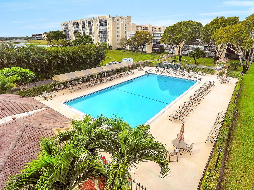 7240 Huntington Lane, Delray Beach, FL 33446 Photo