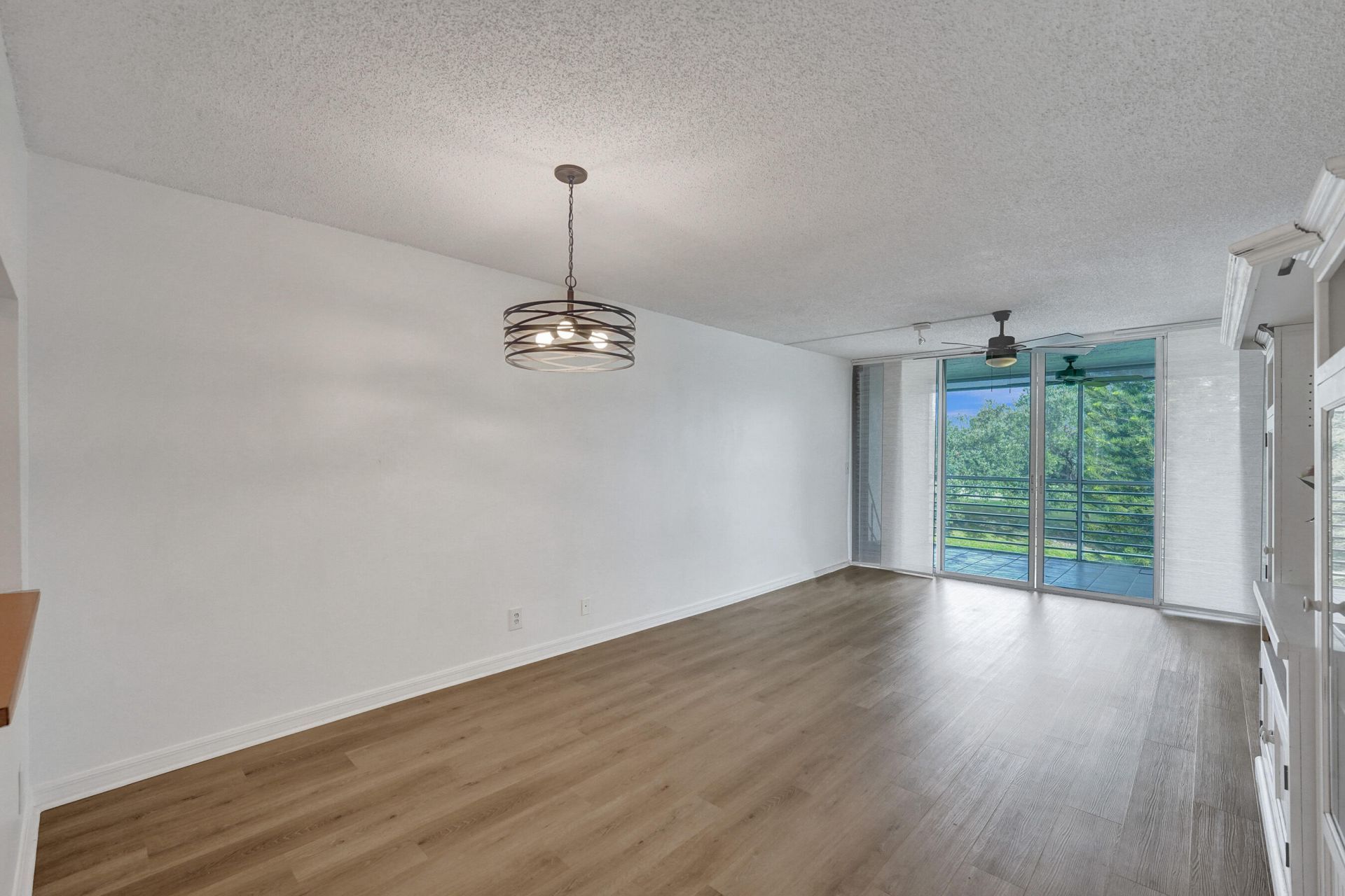 9470 Poinciana Place, Unit 308, Davie, FL 33324 Photo