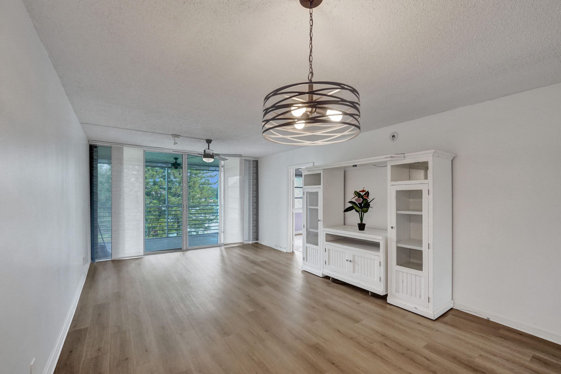 9470 Poinciana Place, Unit 308, Davie, FL 33324 Photo