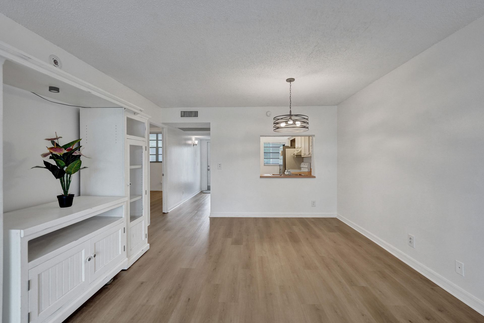 9470 Poinciana Place, Unit 308, Davie, FL 33324 Photo