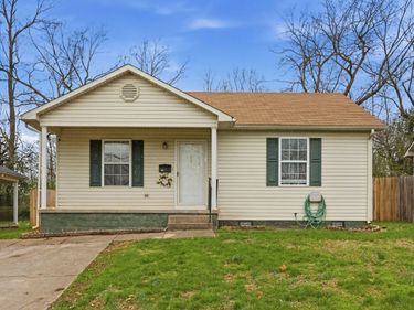 107 Bourbon Court, Georgetown, KY 40324