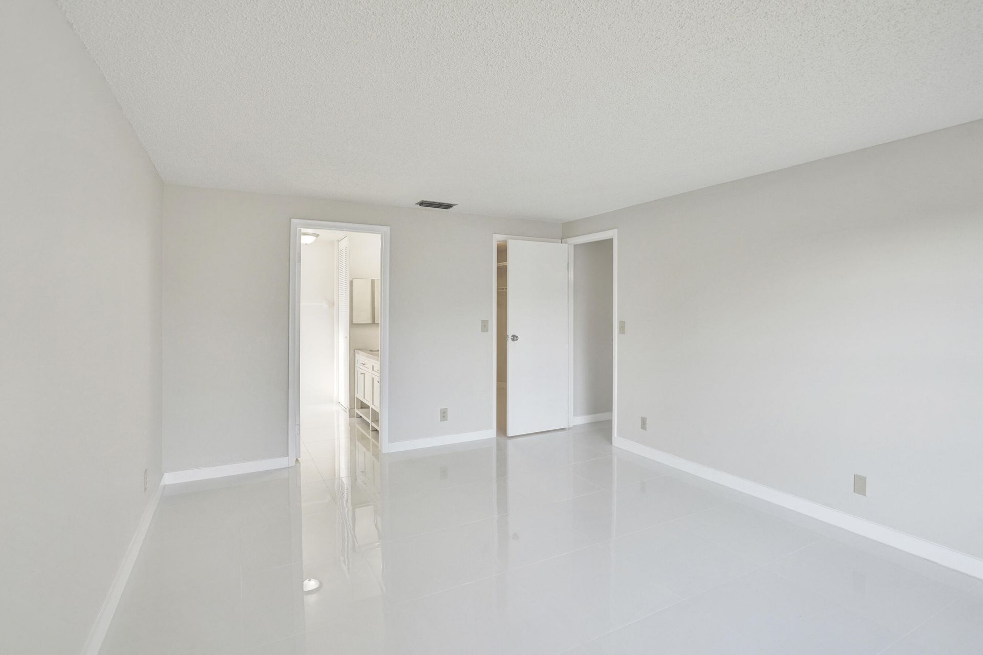 5080 Little Beth Drive S, Boynton Beach, FL 33472 Photo