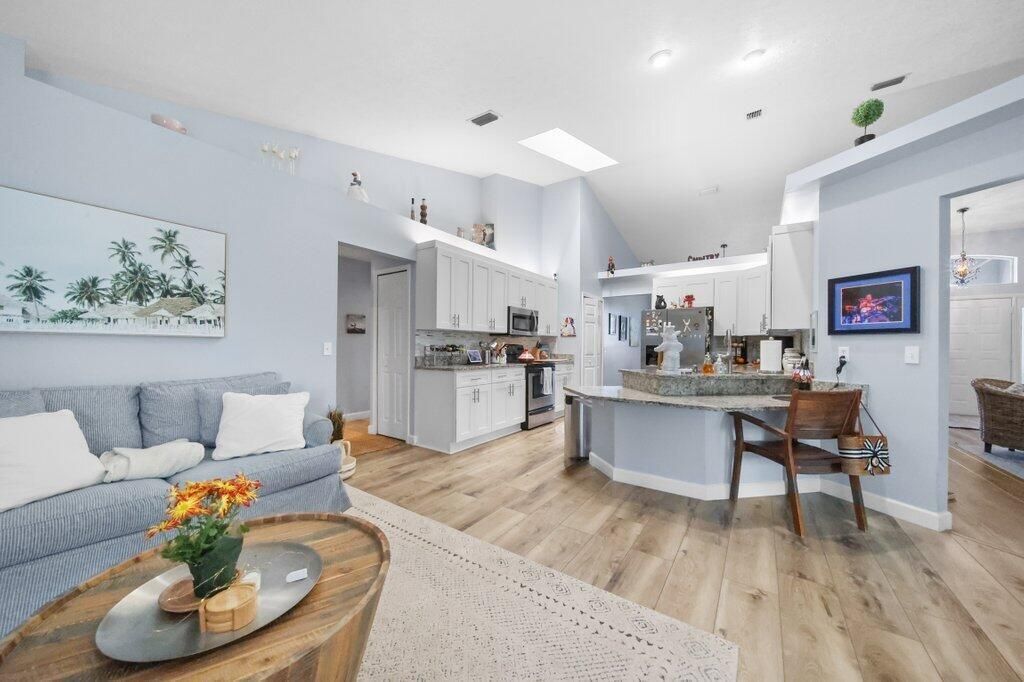 3285 SE Pinto Street, Port Saint Lucie, FL 34984 Photo