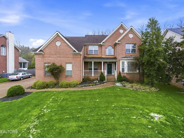 1249 Woodsboro Rd, Knoxville, TN 37922