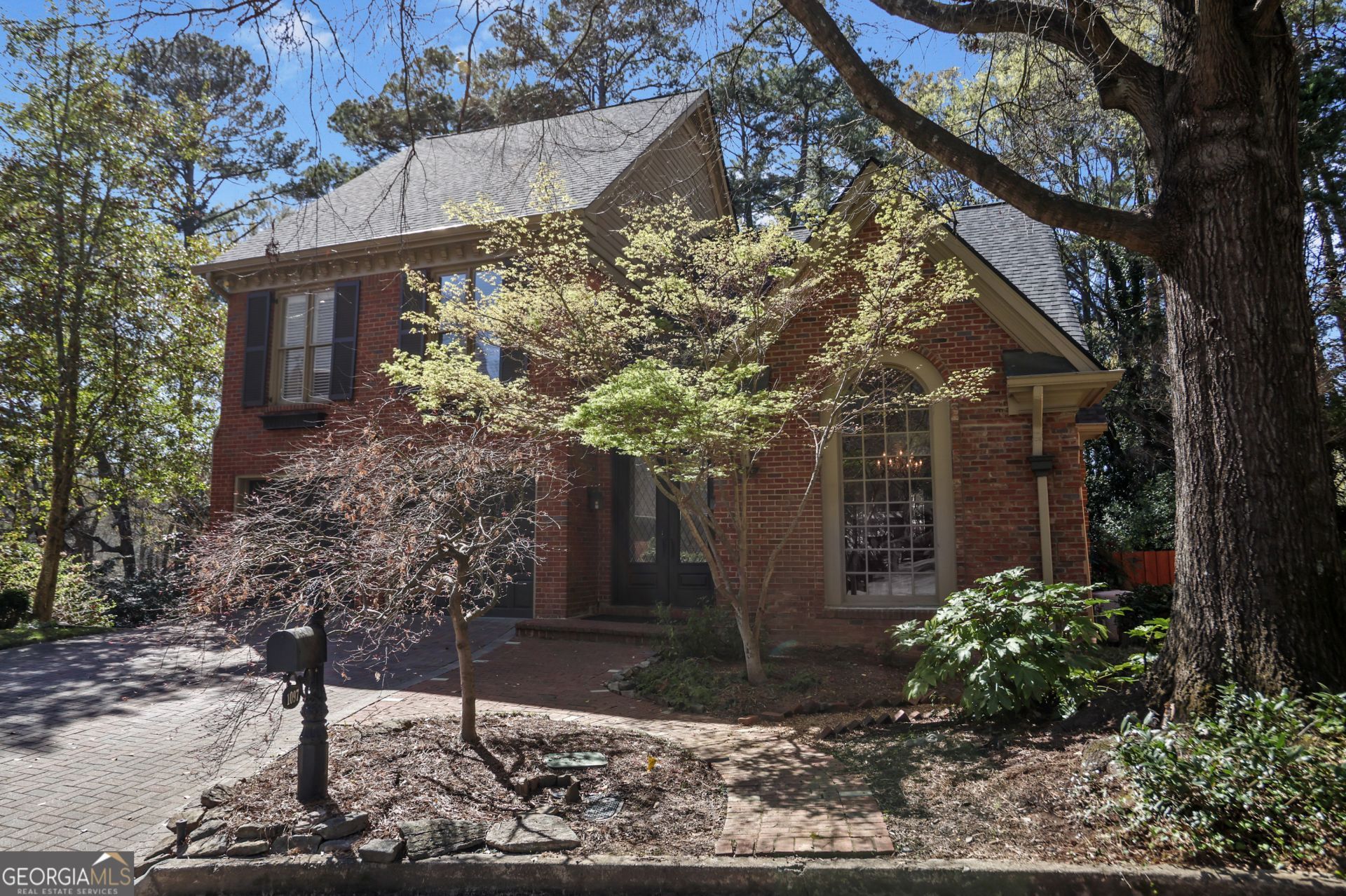 1097 Sheridan Park Ne, Atlanta, GA 30324 Main Photo