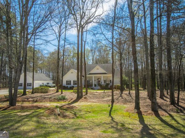 2669 Bay Ridge Drive, Loganville, GA 30052