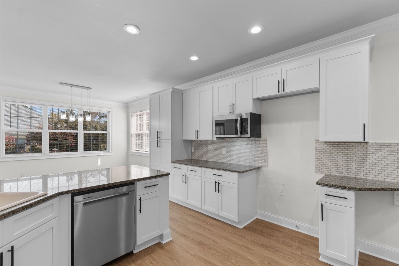 217 Chapel Ridge Circle Photo 28