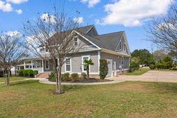 217 Chapel Ridge Circle photo 4