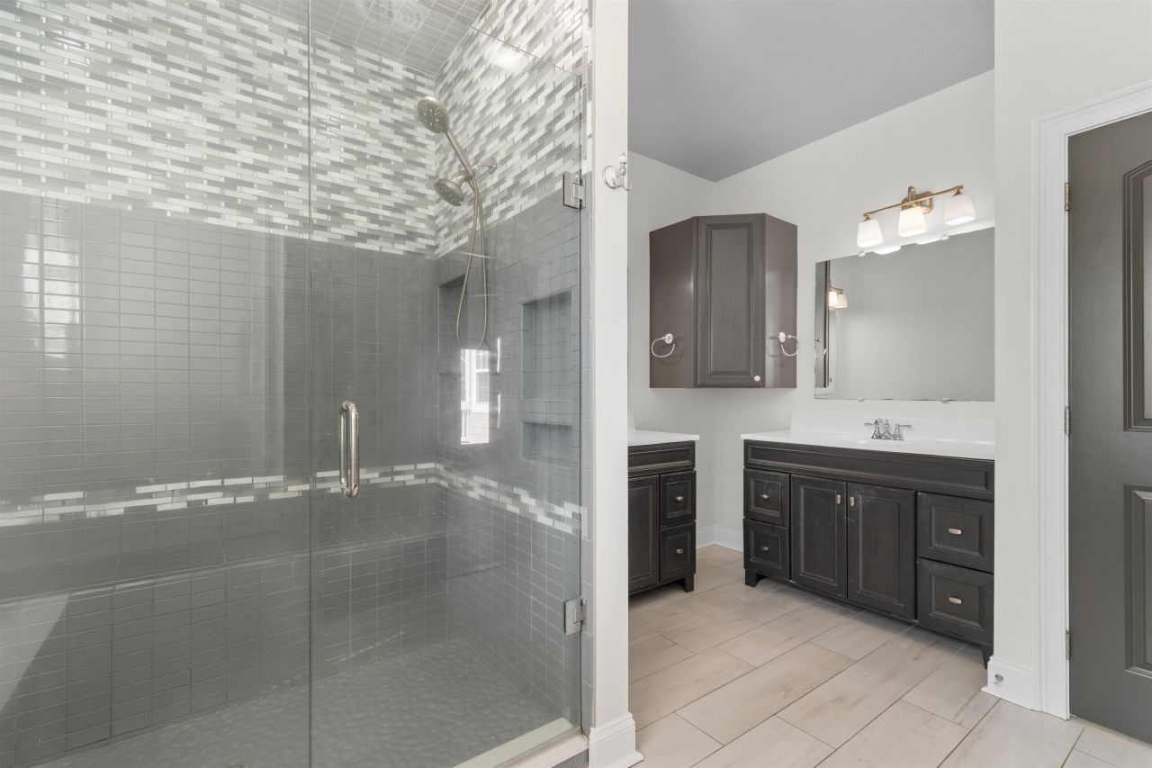 217 Chapel Ridge Circle Photo 63