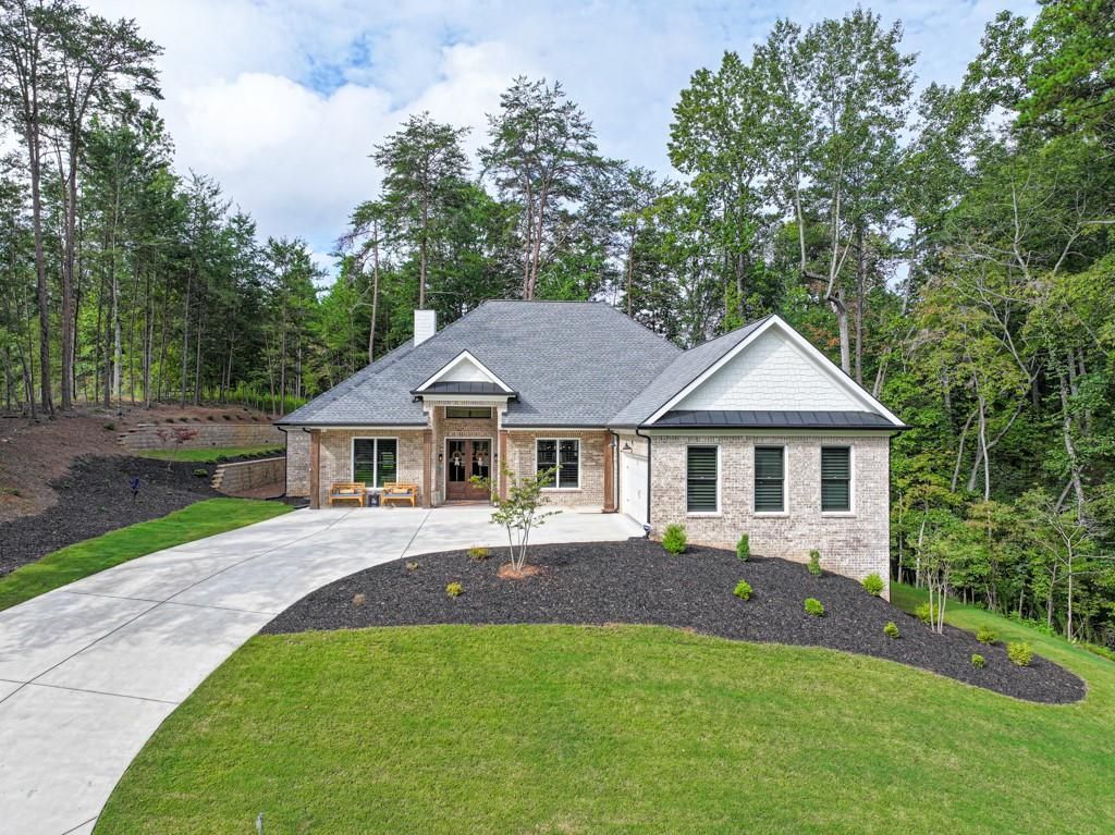 5969 Wellington Avenue, Gainesville, GA 30506 Main Photo