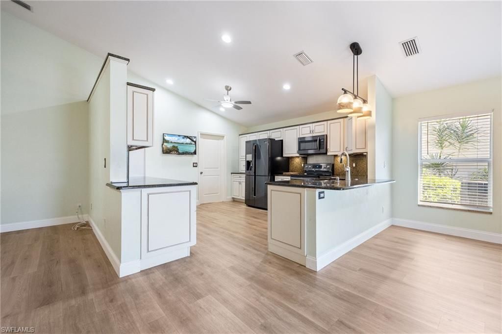 9273 Palm Island Cir , North Fort Myers, FL 33903 Photo