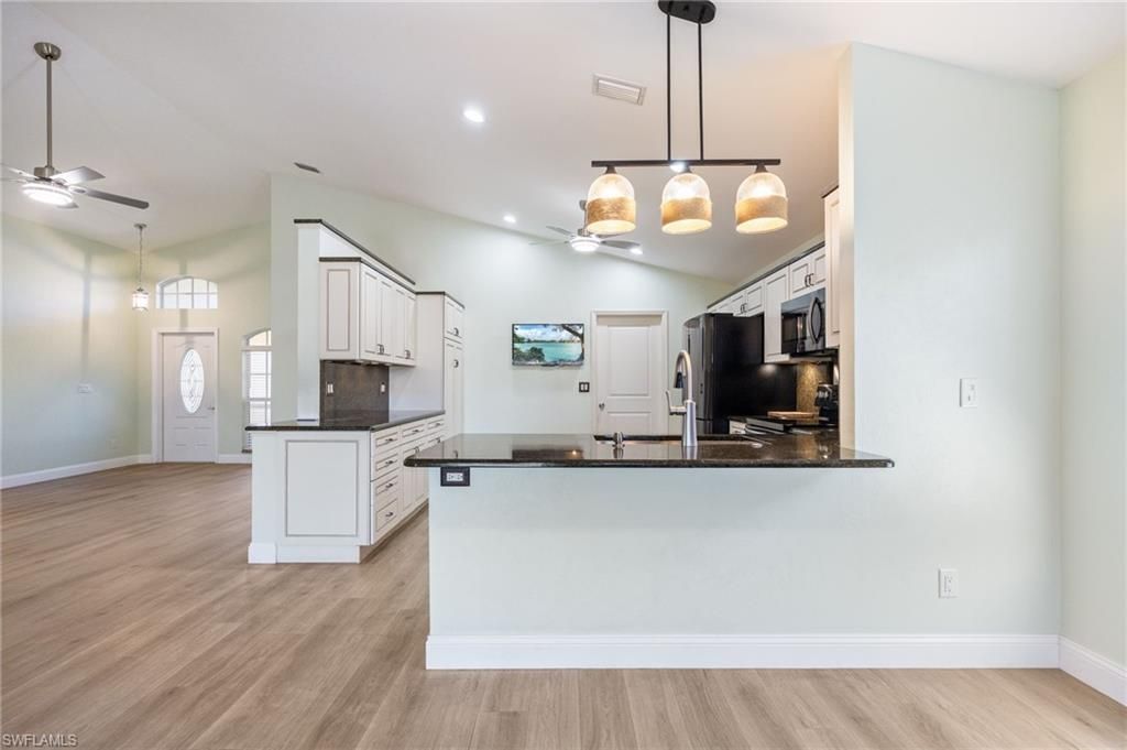 9273 Palm Island Cir , North Fort Myers, FL 33903 Photo