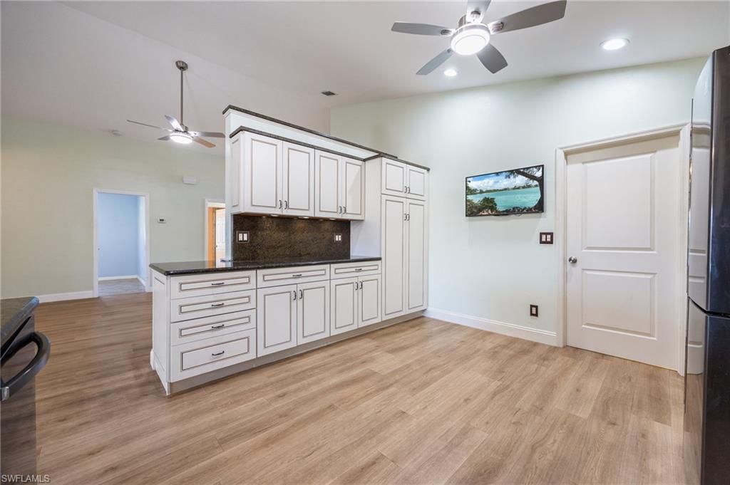 9273 Palm Island Cir , North Fort Myers, FL 33903 Photo