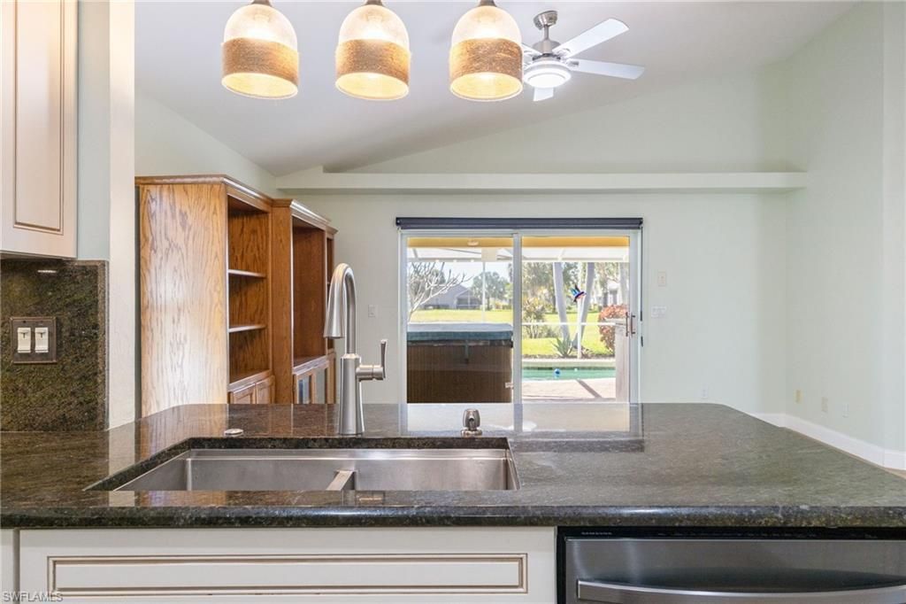 9273 Palm Island Cir , North Fort Myers, FL 33903 Photo