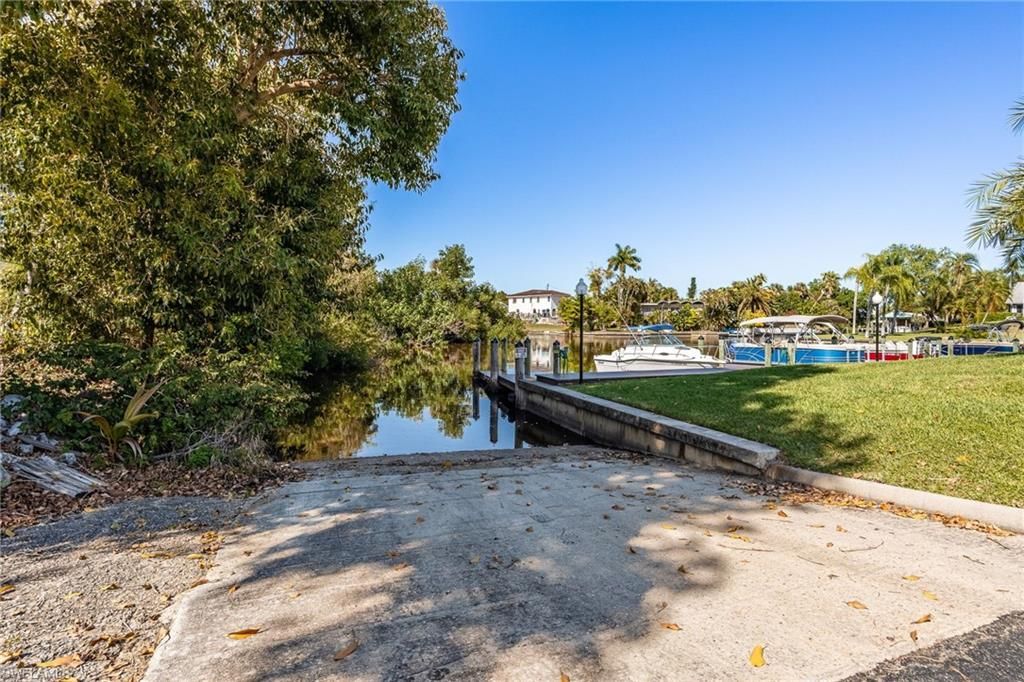 9273 Palm Island Cir , North Fort Myers, FL 33903 Photo