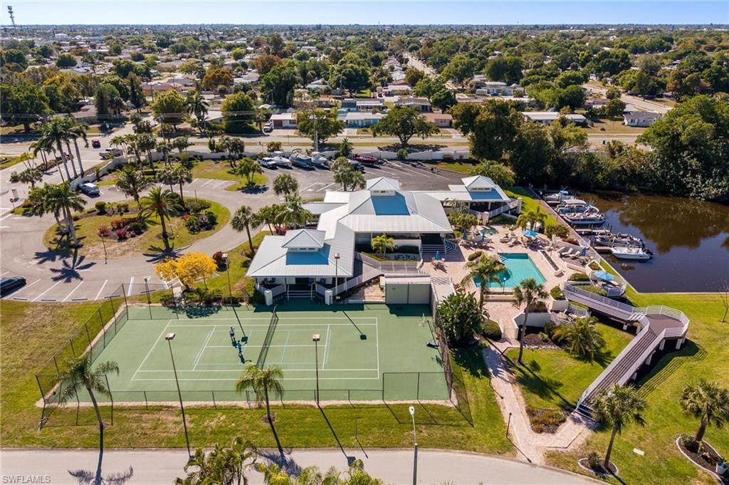 9273 Palm Island Cir , North Fort Myers, FL 33903 Photo